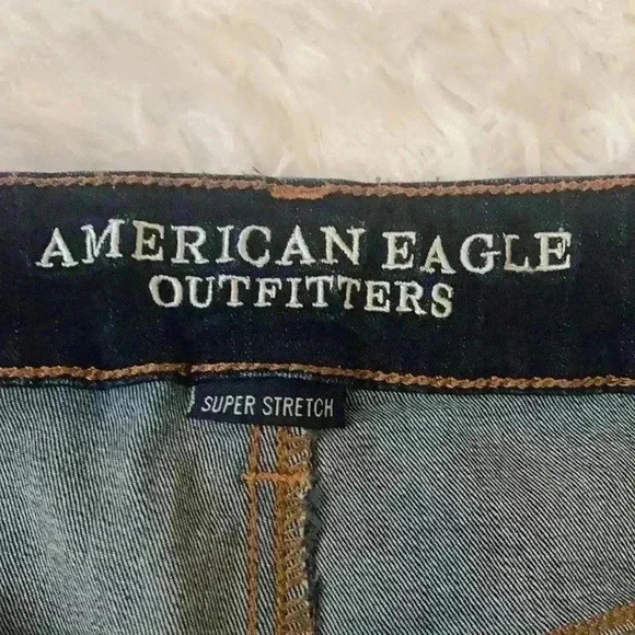 AMERICAN EAGLE HIGH RISE SUPER STRETCH DISTRESSED SHORTIE DENIM SHORTS SIZE 6 - Picture 6 of 9